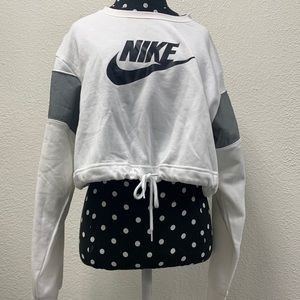 Nike crew neck